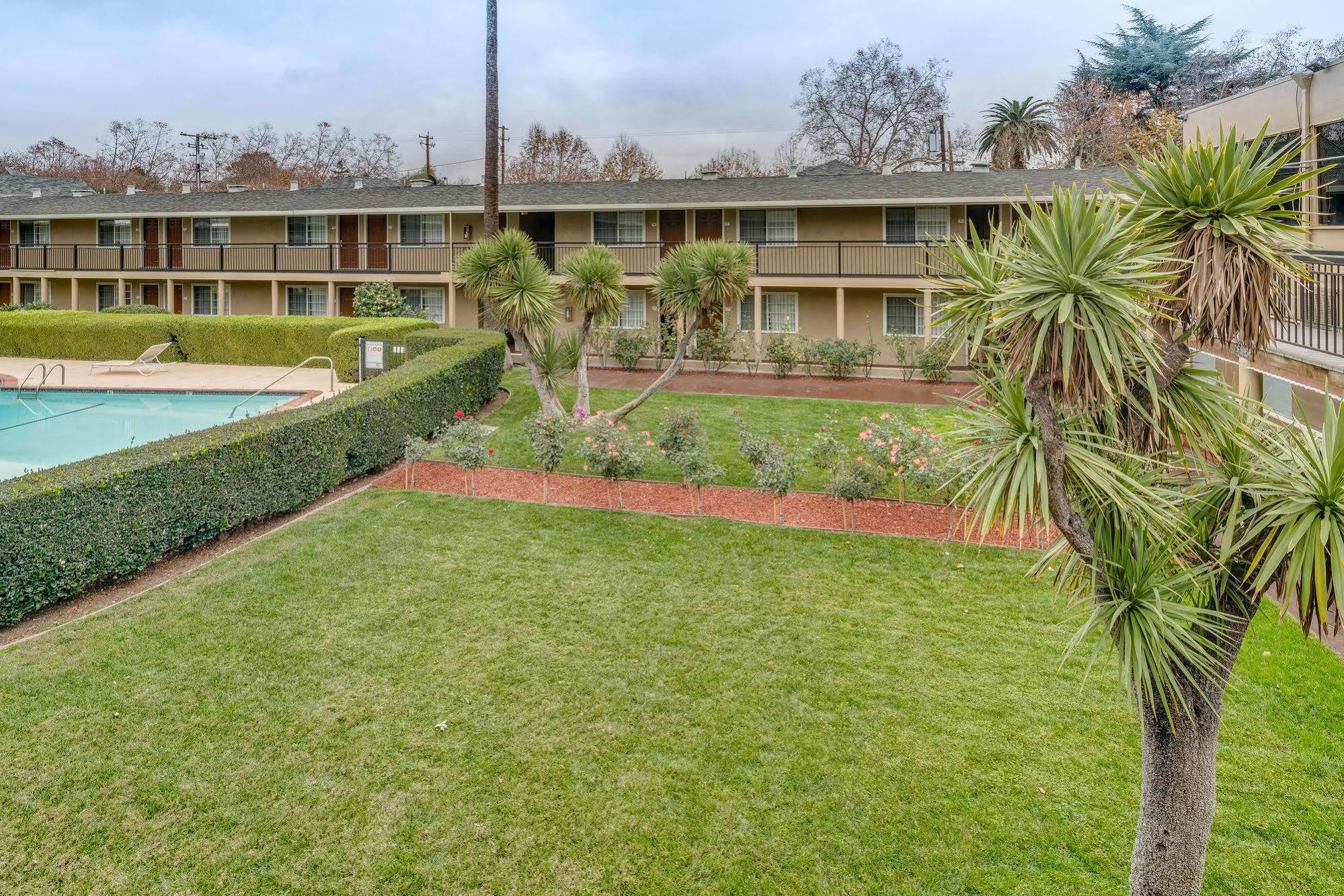 Rose Garden Inn - San Jose Airport Bagian luar foto